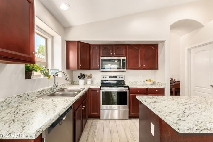 San Tan Valley Homes for Sale | Beautiful Family Home With Solar Paid Off in San Tan Valley 2022-05-28 - Homes for sale in San Tan Valley Arizona -Listing with Keller Williams Integrity First.